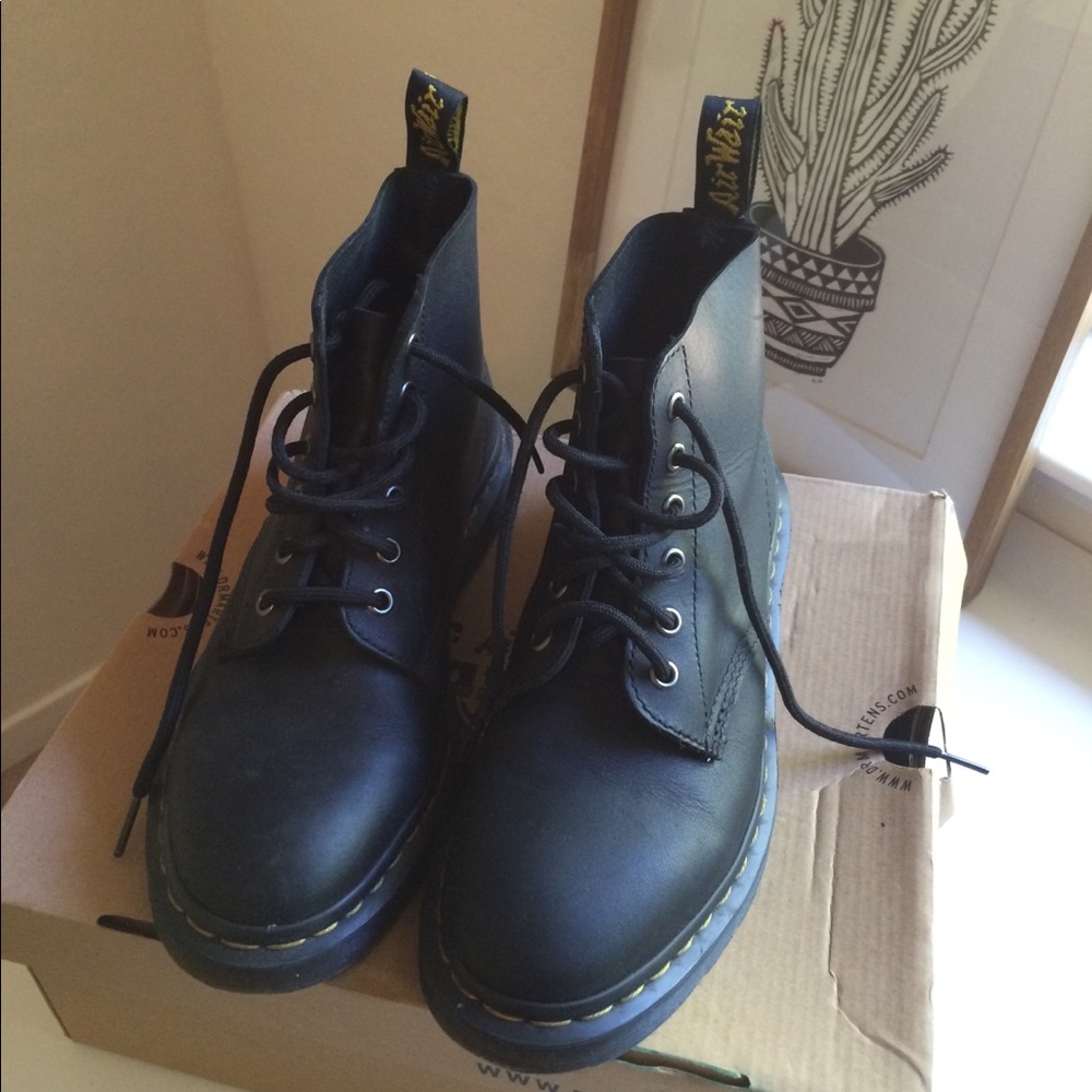 Doc Marten "Ali" Boots